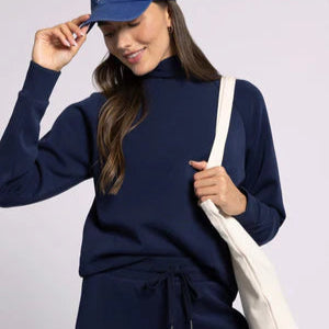 Kai Mockneck & Pant Set