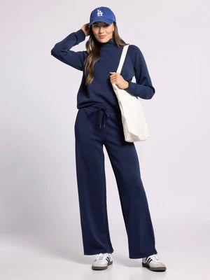 Kai Mockneck & Pant Set